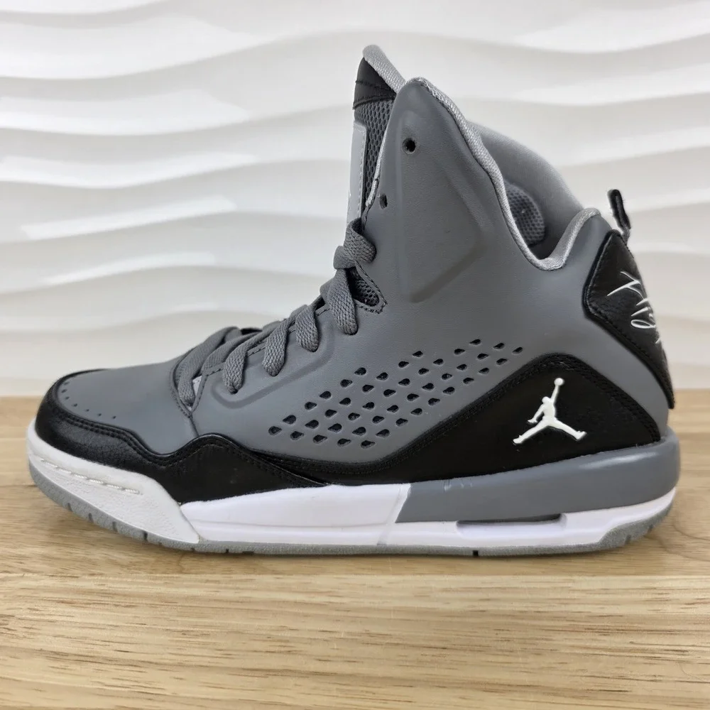 Nike Air Jordan Flight SC-3 Sneakers Womens 7.5 Youth 6 Retro High Tops‎ Shoes